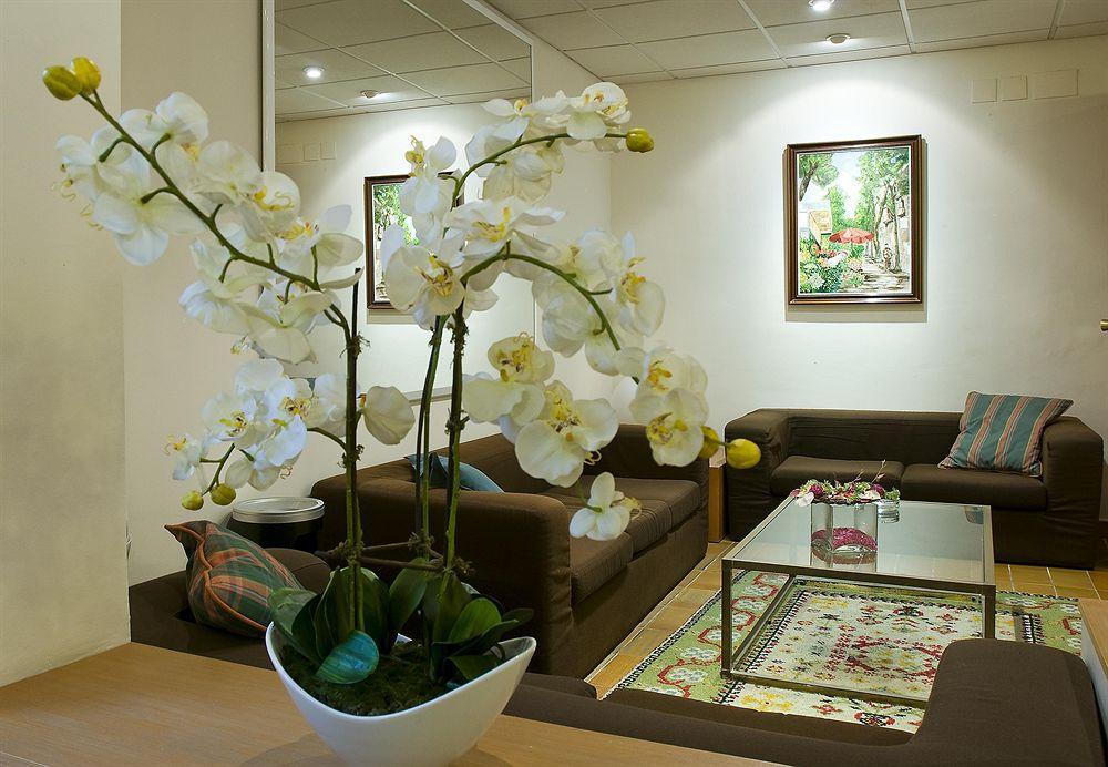 Checkin Torredembarra Hotel Bagian luar foto